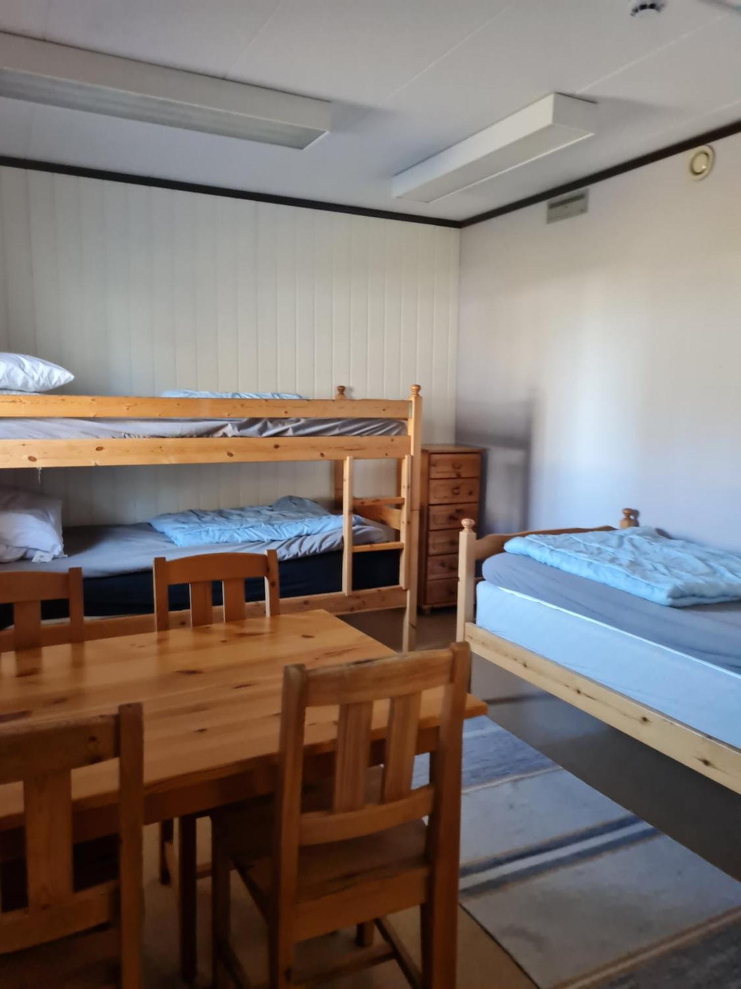 Bromoella Camping O Vandrarhem Eksteriør bilde