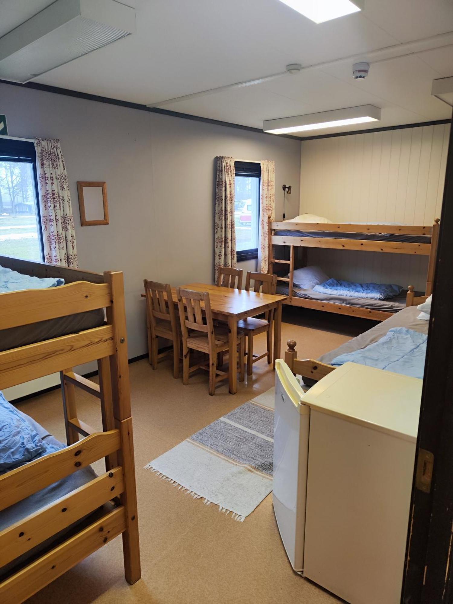 Bromoella Camping O Vandrarhem Eksteriør bilde