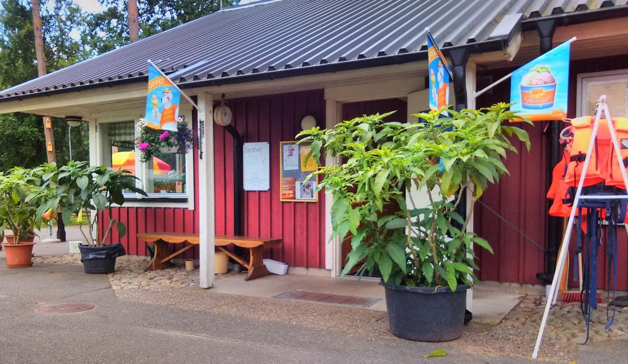 Bromoella Camping O Vandrarhem Eksteriør bilde