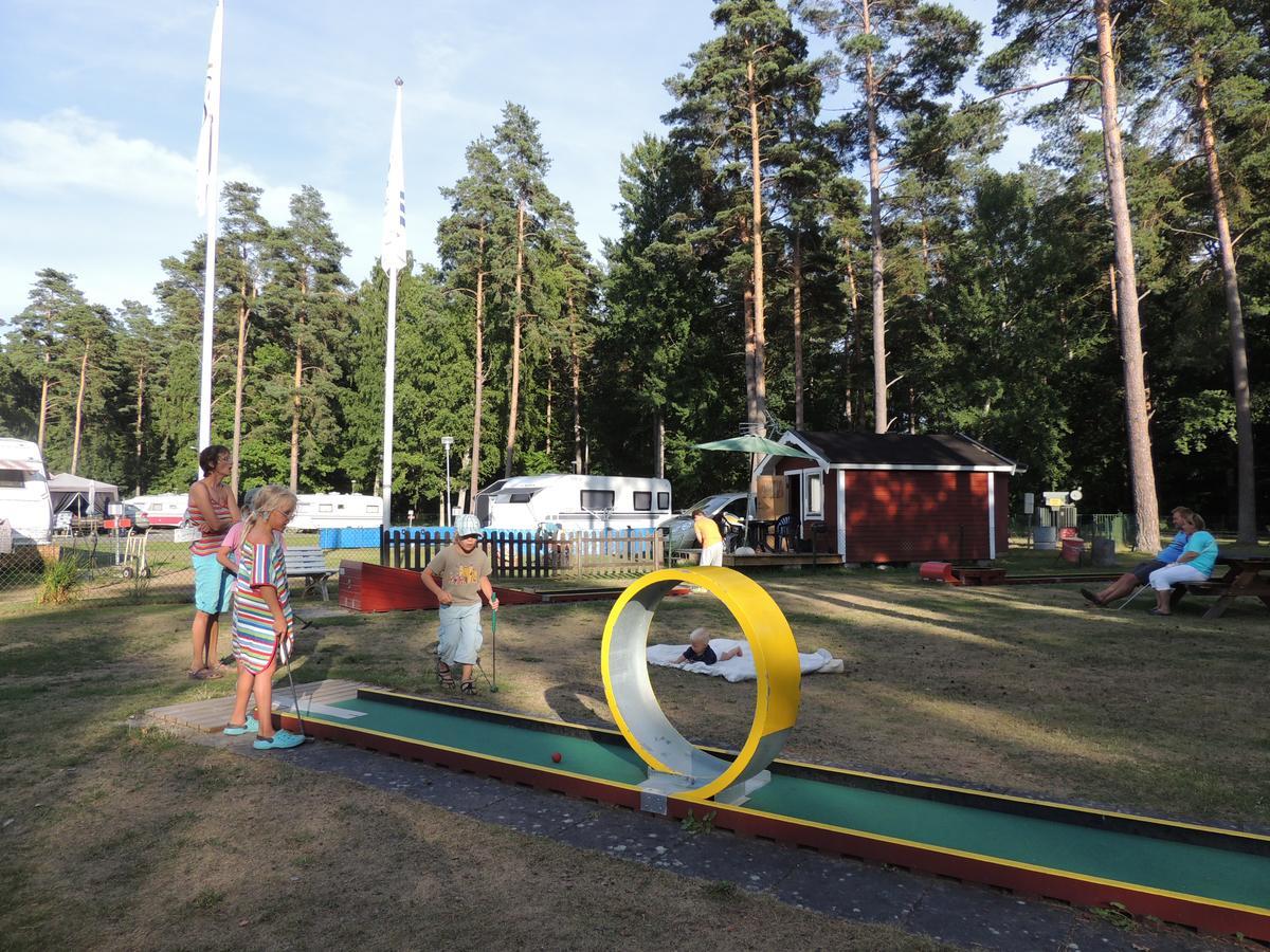 Bromoella Camping O Vandrarhem Eksteriør bilde