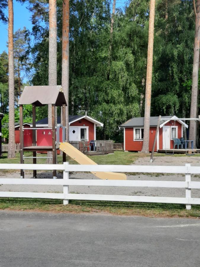 Bromoella Camping O Vandrarhem Eksteriør bilde